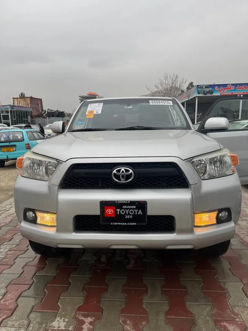 Toyota 4 Runner 2011 (1)