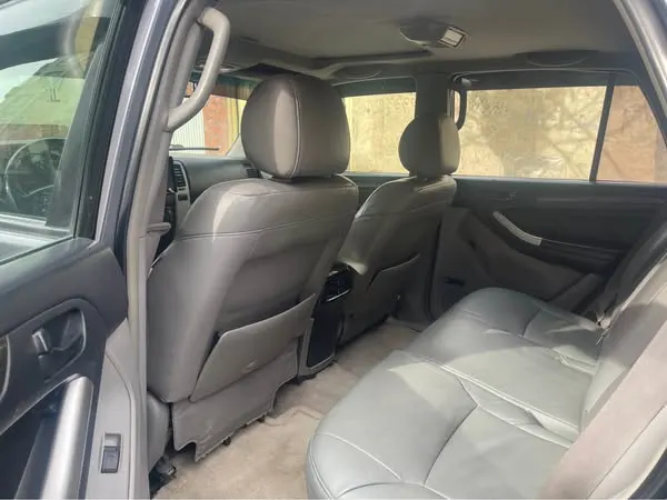 Toyota 4Runner 2004 (3)