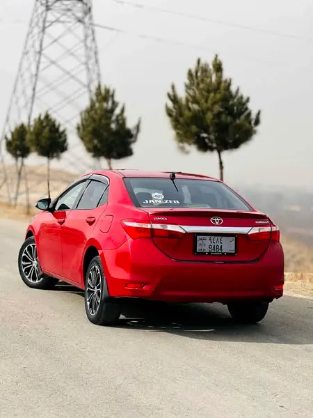 Toyota Corolla 2015 (2)