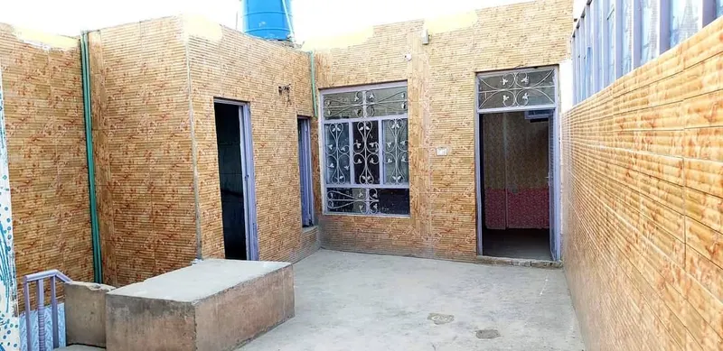 House with 5 shops for sale, 3 rooms, Haji Arab, Kandahar (1)