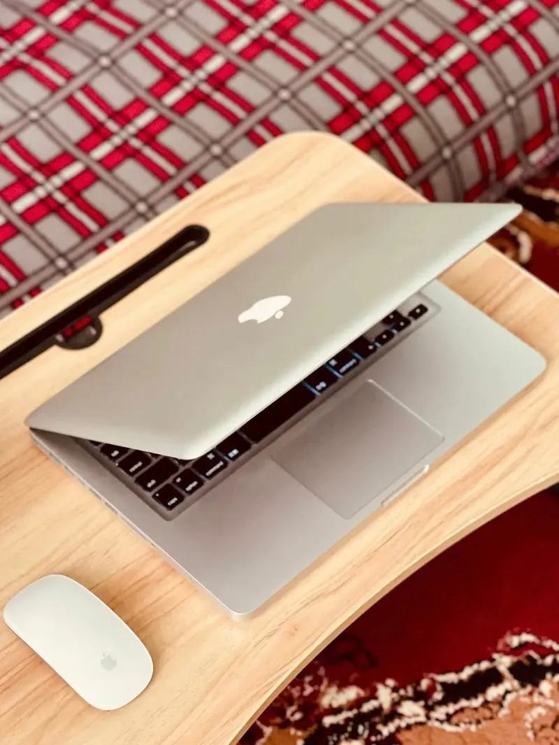 Laptop Macbook Pro Model 2010 (3)