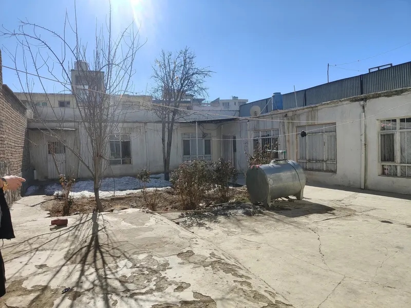 Demolishable House (4)