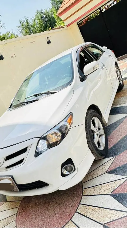 Toyota Corolla 2010 (2)