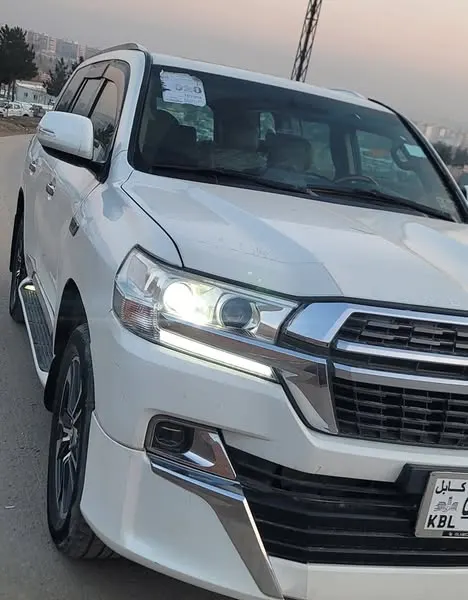 Toyota Land Cruiser GXR 2009 (2)