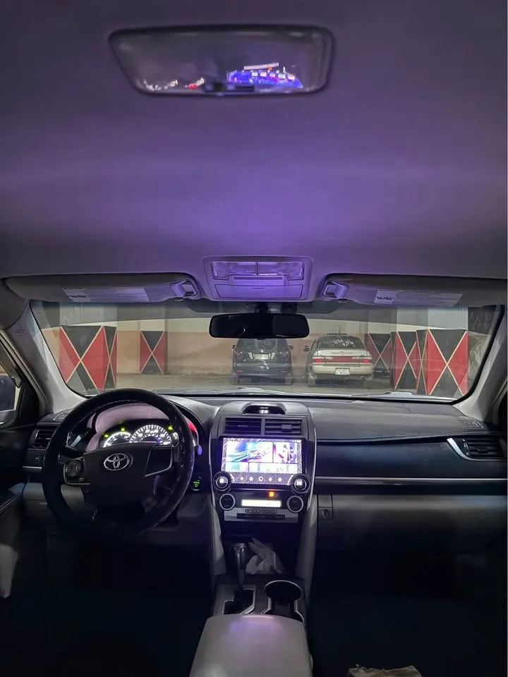 Toyota Camry Hybrid 2012 (4)