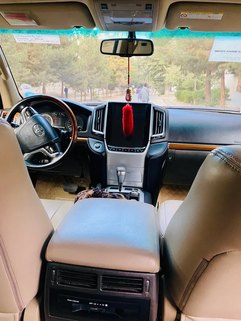 Toyota Land Cruiser 2008 (4)