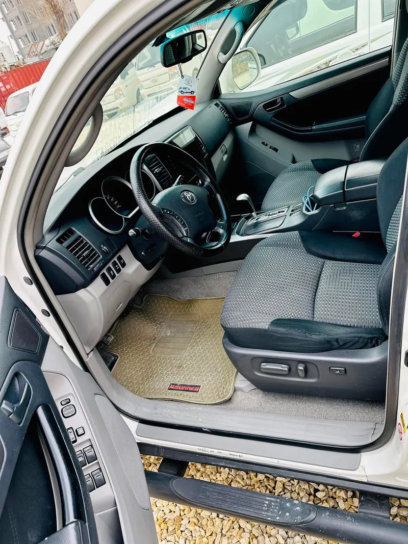Toyota 4Runner Sport 2008 (4)