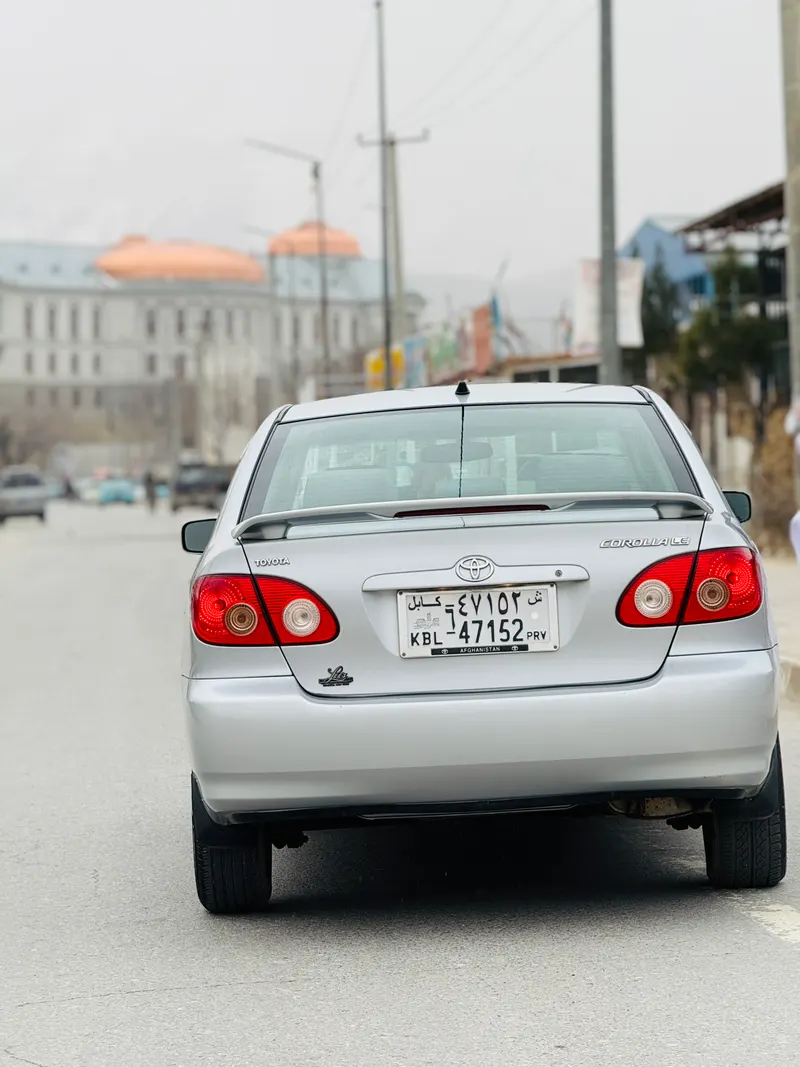 Toyota Corolla LE 2005 (3)