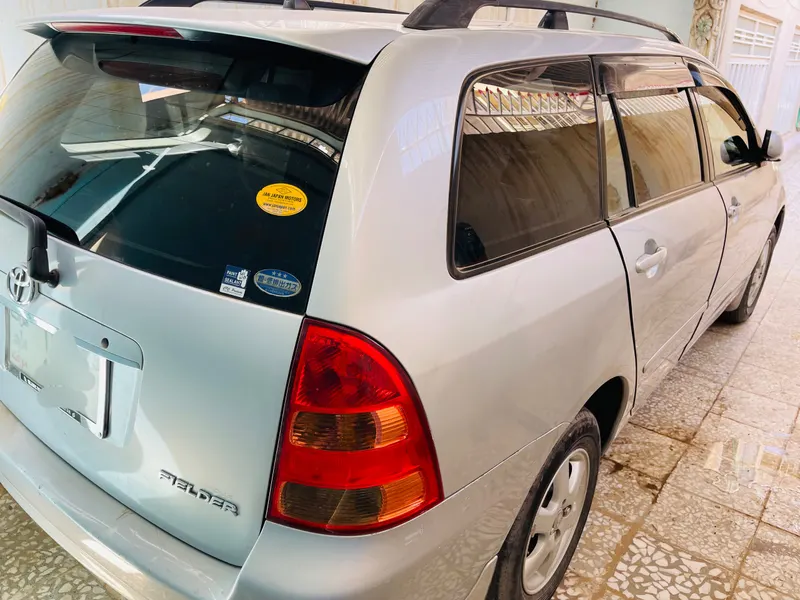 Toyota Fielder 2003 (1)