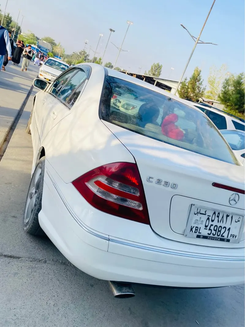 Mercedes-Benz (3)