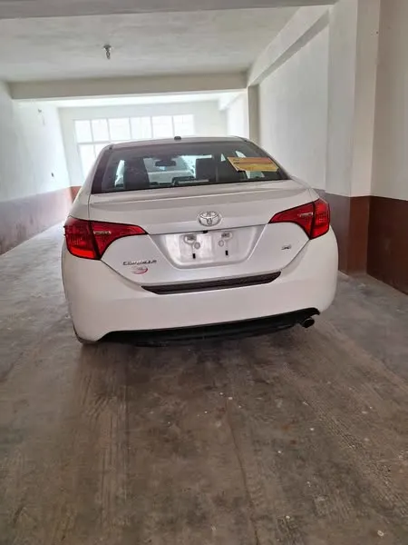 Toyota Corolla SE 2017 (3)