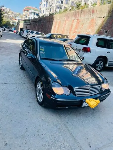Mercedes-Benz C230 2004 (1)