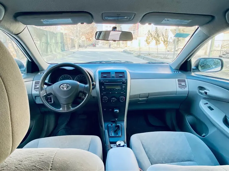 Toyota Corolla LE 2009 (4)
