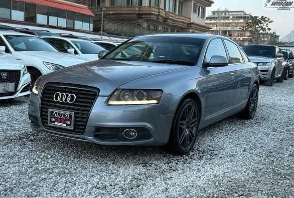 Audi A6 2010 (1)