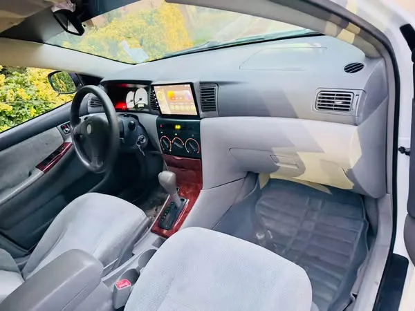 Toyota Corolla 2004 (4)