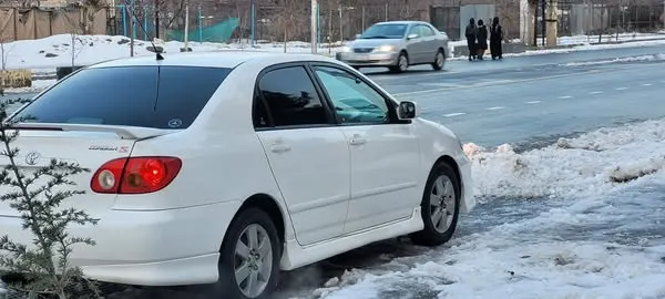 Toyota Corolla 2003 (2)