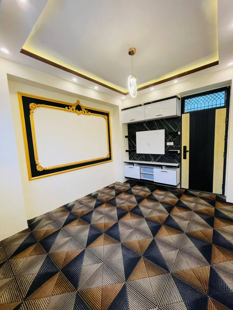 Two new VIP apartments for sale, 4 rooms, 2nd floor (3)