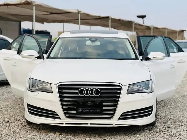 Audi A8L 2016 (2)