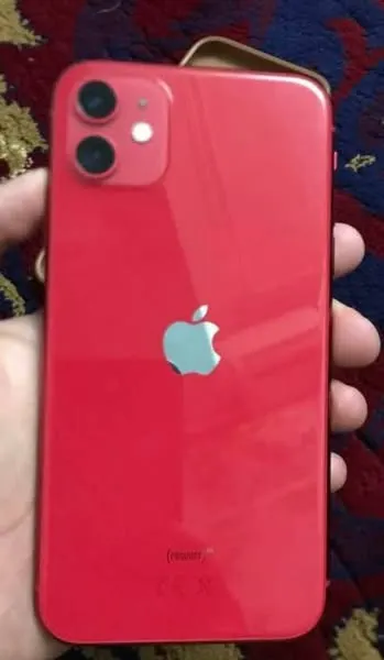 iPhone 11 (2)