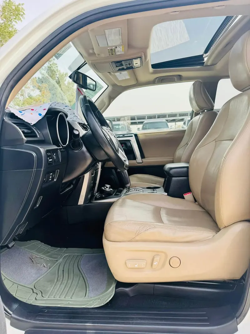 Toyota 4 Runner 2012 (4)