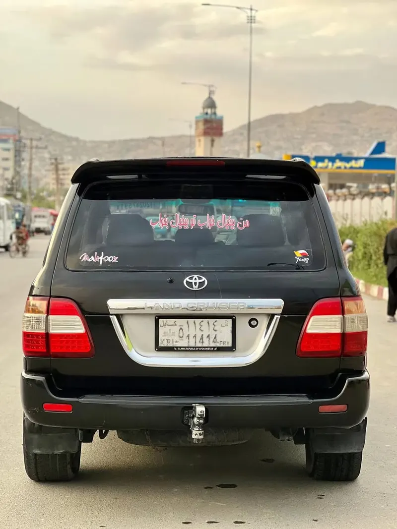 Toyota Land Cruiser 2006 (3)