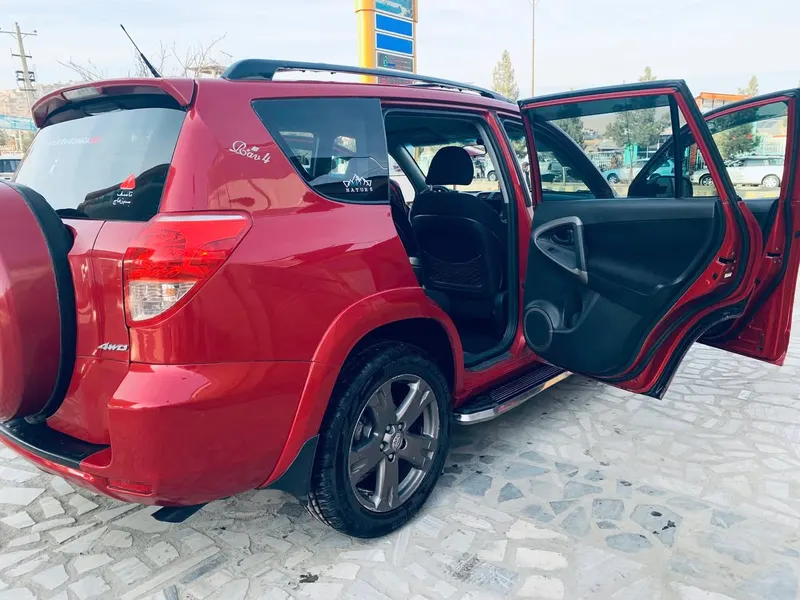 Toyota Rav 4 2007 (2)
