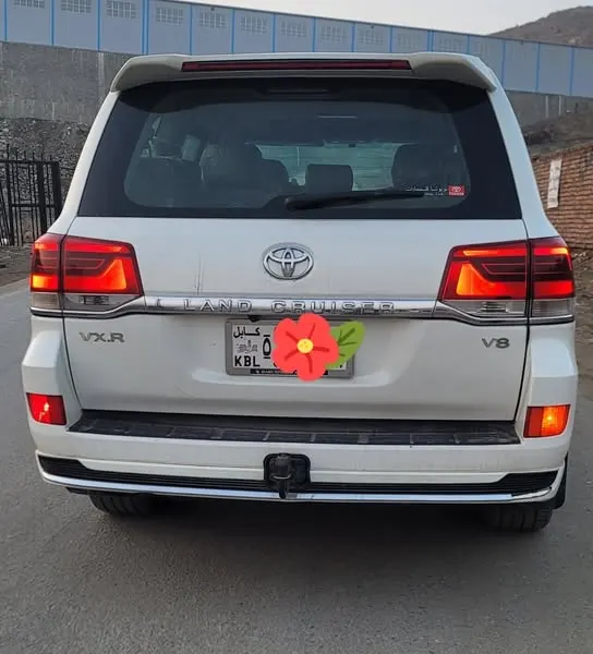 Toyota Land Cruiser GXR 2009 (3)