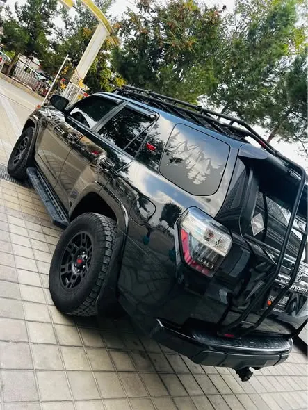 Toyota 4 Runner 2010 (2)