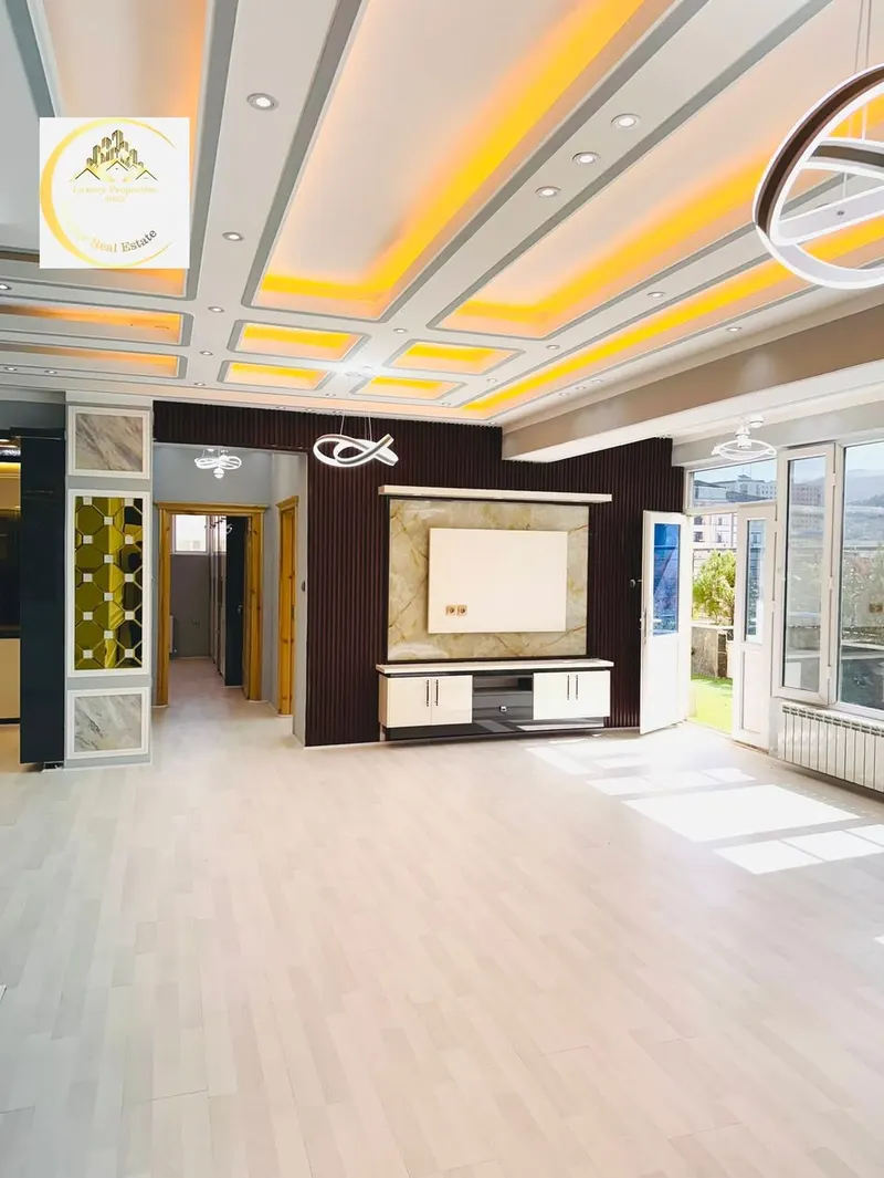 VIP apartment for sale, 4 rooms, 240 m², 6th floor, Shahr-e Naw, Kabul (1)