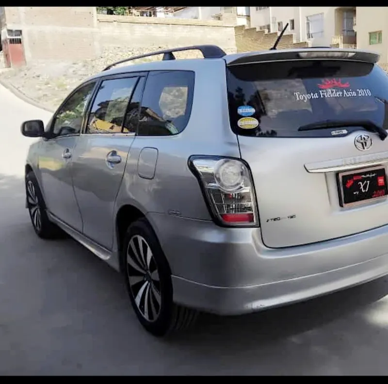 Toyota Fielder 2010 (3)