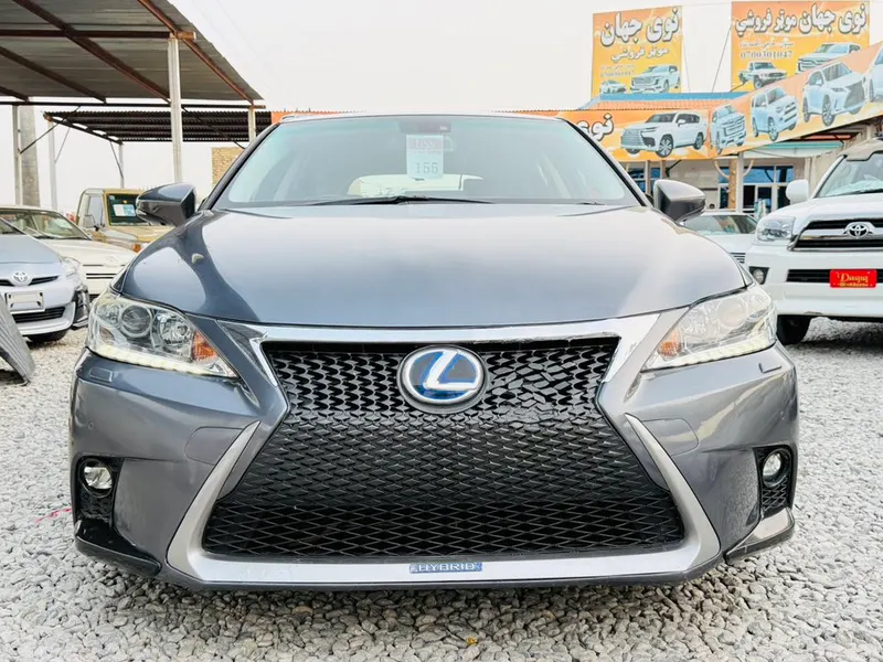 Lexus 2017 (2)
