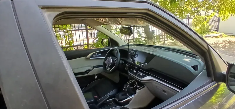 Kia carens 2024 (4)