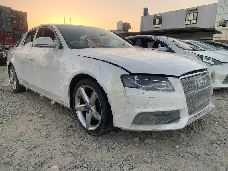 Audi A4 2009 (2)