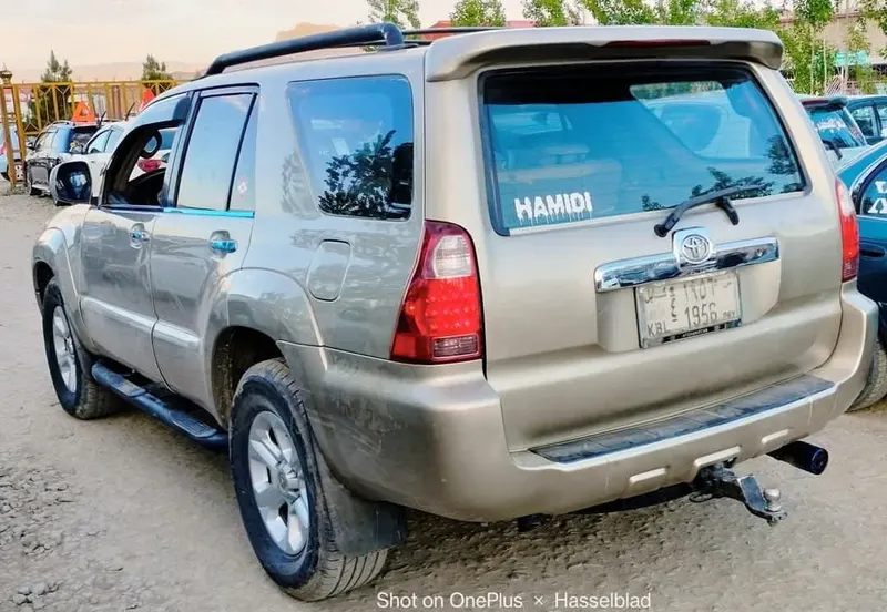 تویوتا 4Runner 2004 (3)