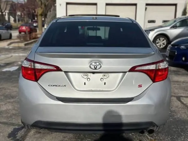 Toyota Corolla 2015 (3)
