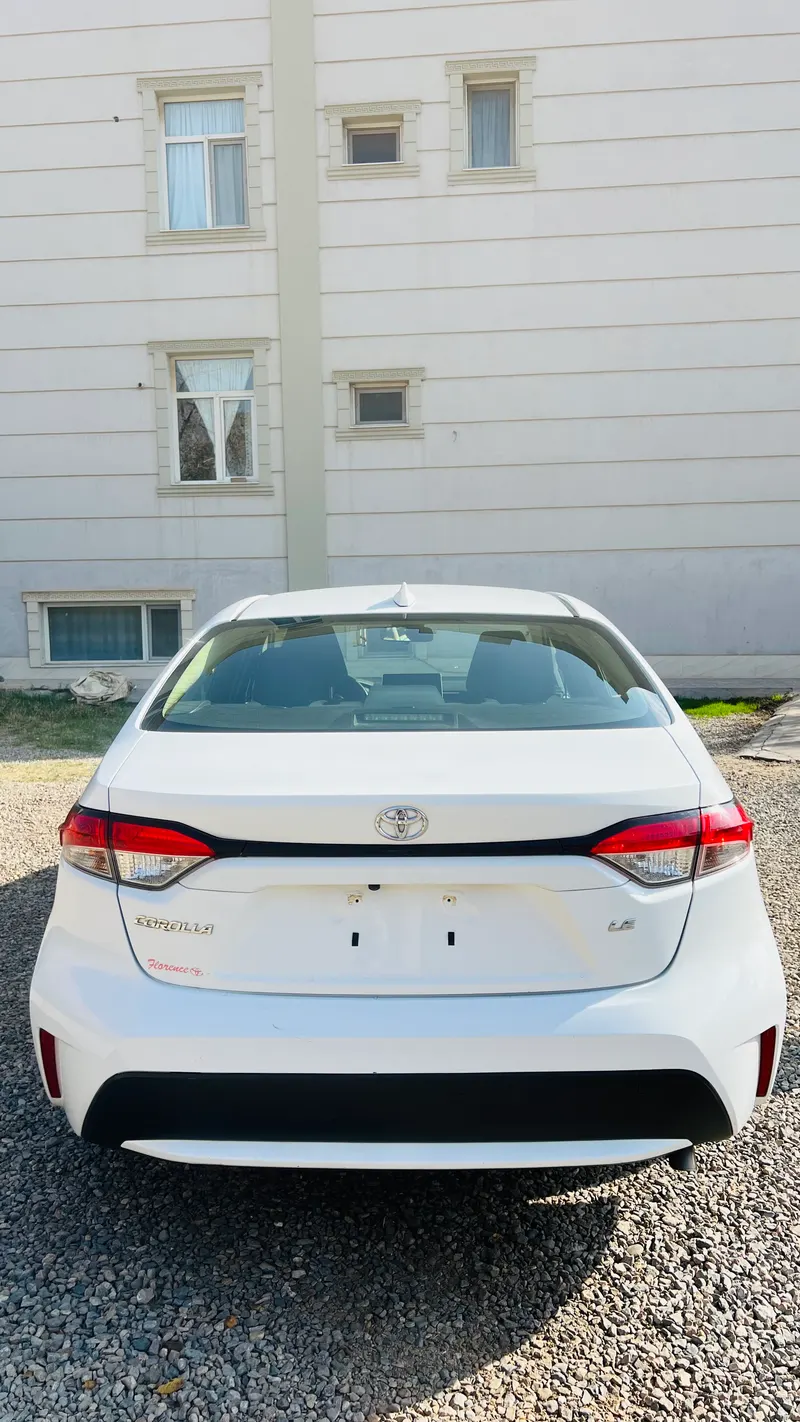 Toyota Corolla 2021 (2)