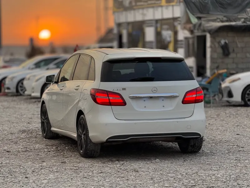 Mercedes-Benz 2015 (3)