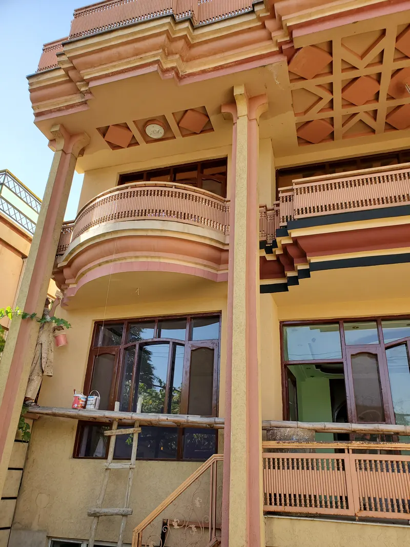 2.5-storey house for sale, 9 rooms, 200 m², Golai Park, District 11, Kabul (1)