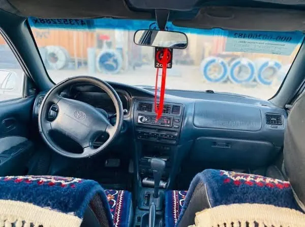 Toyota Corolla 1995 (4)
