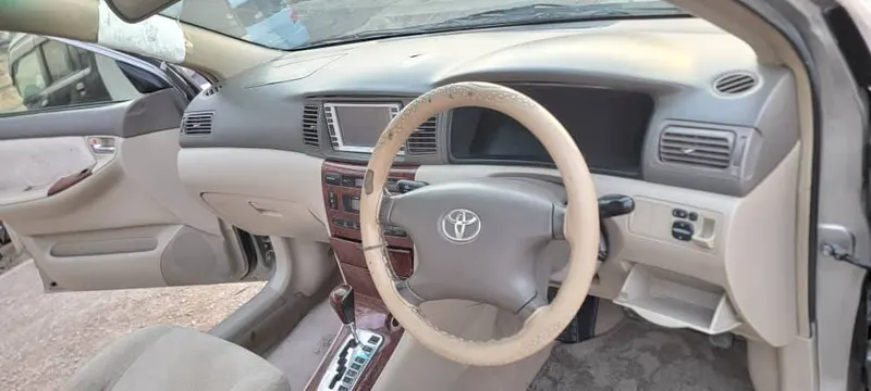 Toyota Corolla 2001 (4)
