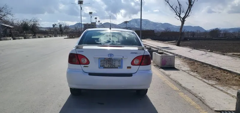 Toyota Corolla 2005 (4)