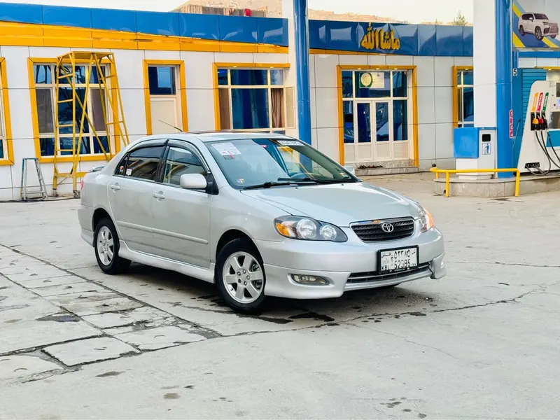 Toyota Corolla 2005 (2)
