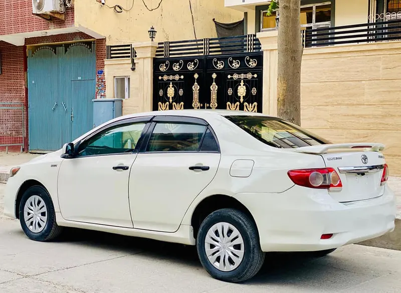 Toyota Corolla 2009 (3)