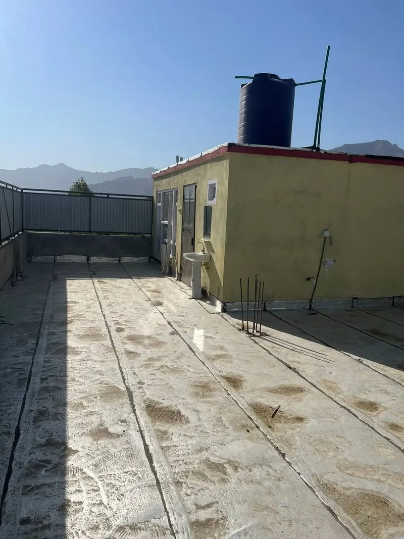 House for sale, 6 rooms, 5 bathrooms, concrete frame (3)
