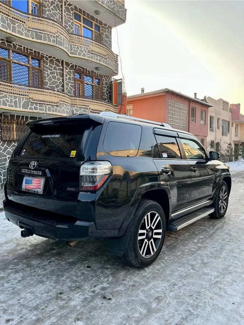 Toyota 4 Runner 2016 (3)