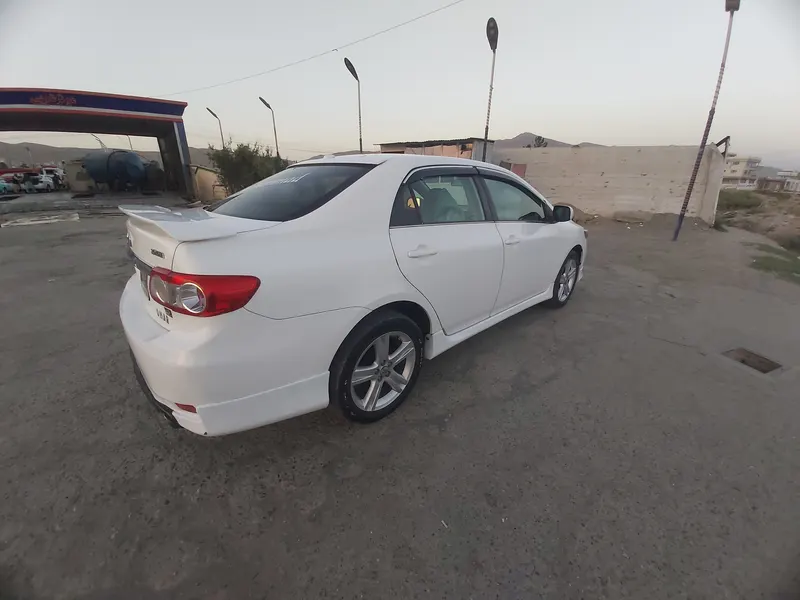 Toyota Corolla 2013 (4)