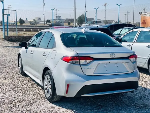 Toyota Corolla Hybrid 2020 (3)