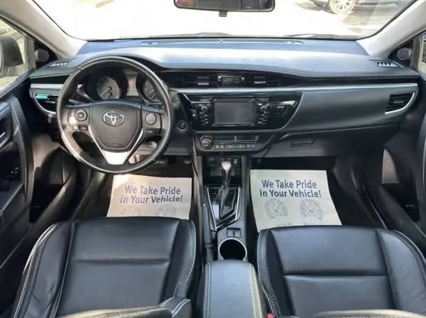 Toyota Corolla 2015 (4)