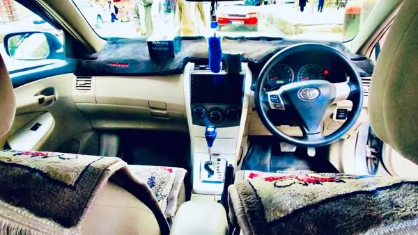 Toyota Corolla 2013 (4)