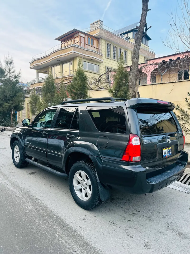 Toyota 4Runner Sport 2006 (1)